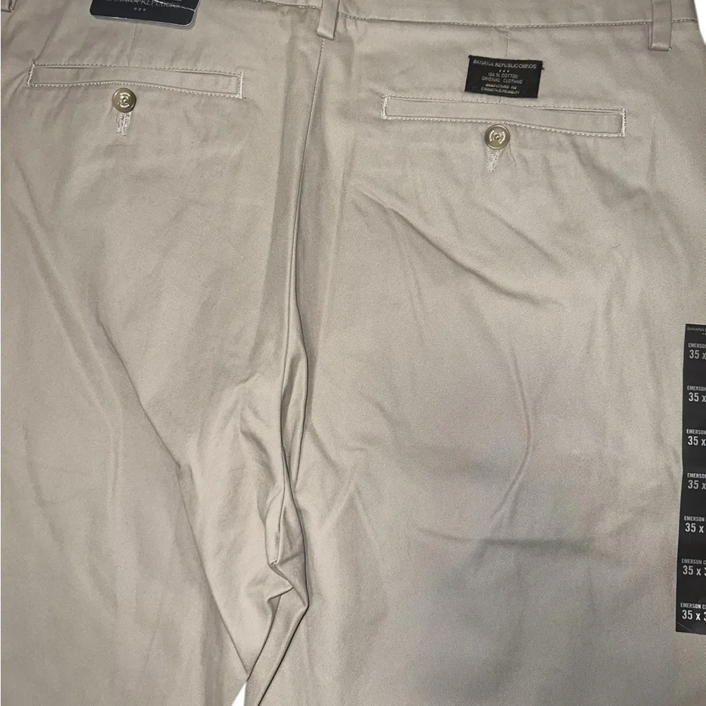 Banana Republic classic light
